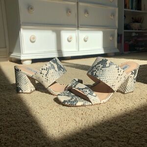 steve madden cream and white snakeskin heels